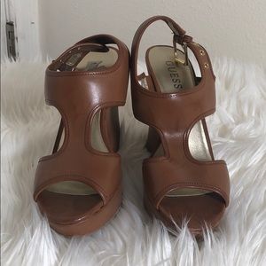 Wedge heels